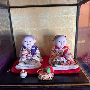 Vintage Japanese Display Case With Dolls